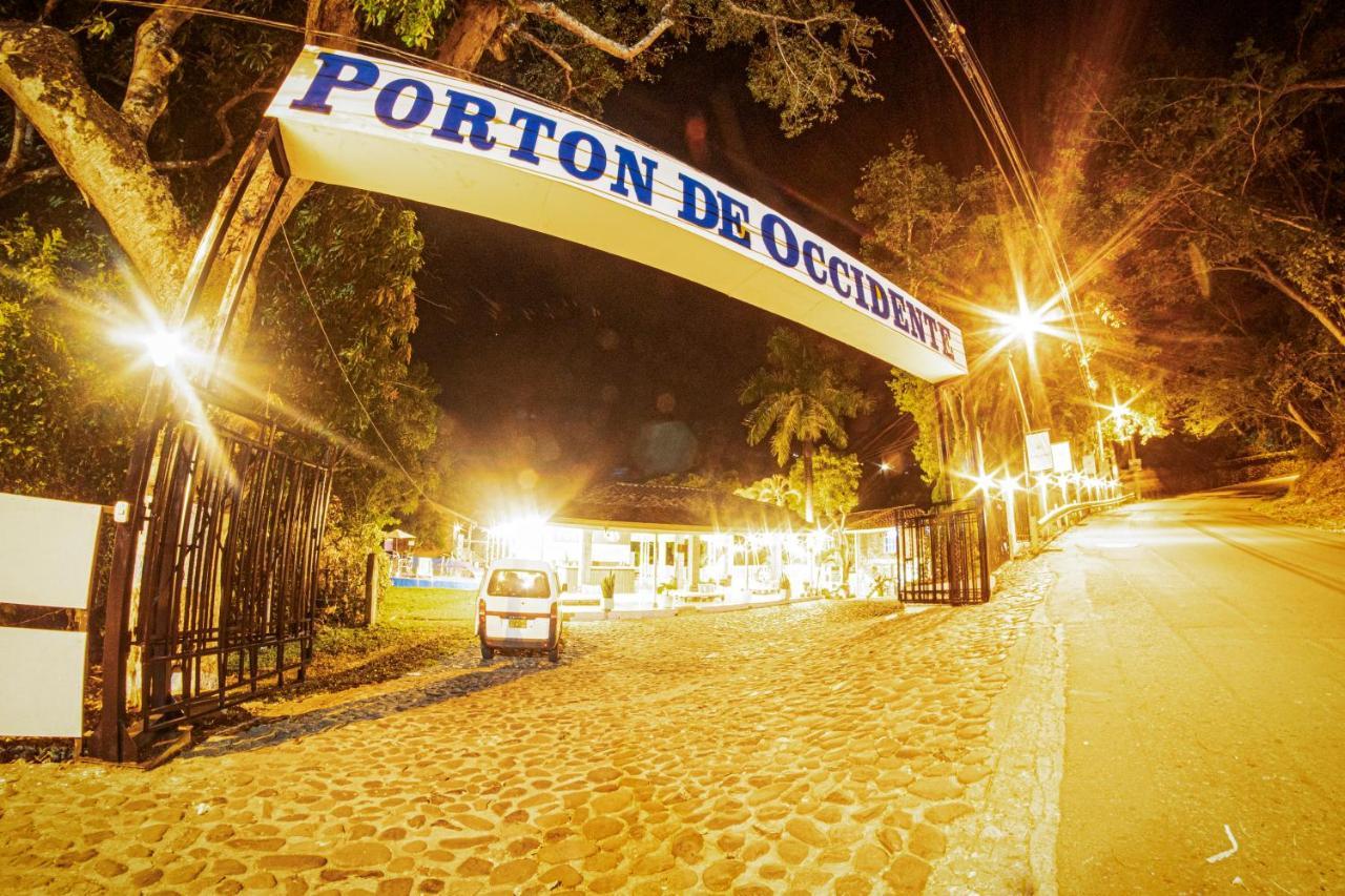 Porton De Occidente By Bernalo Hotels San Jerónimo 外观 照片